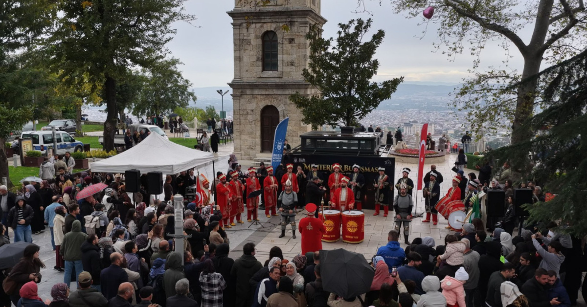Bursa'nın fethinin 700. yılında Mehterler Buluşması düzenlendi