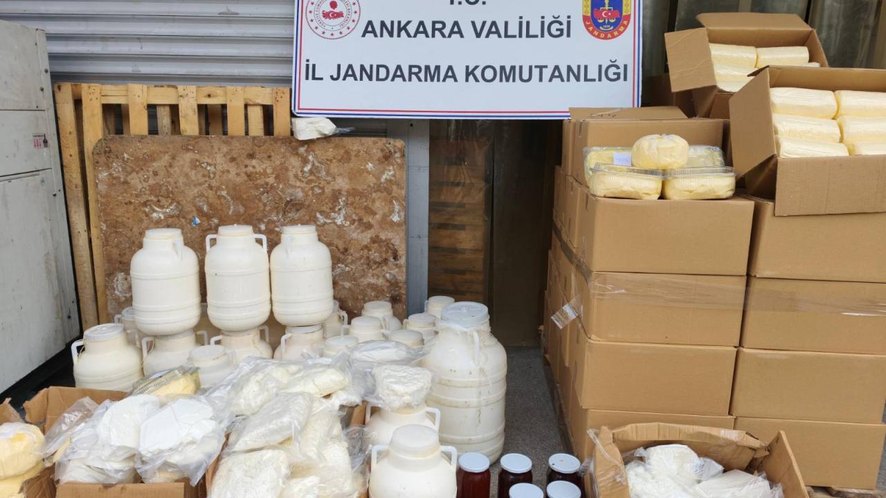 Ankara'da 838 kilogram sahte süt ürünü imha edildi
