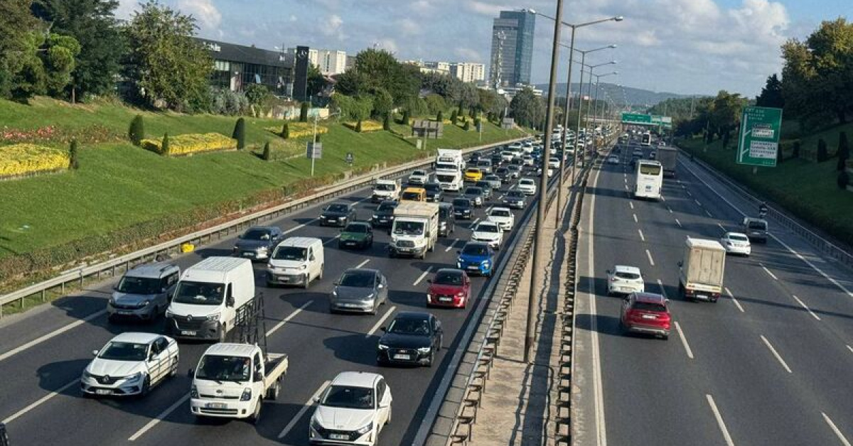 İstanbul trafiği yüzde 69'a ulaştı: Anadolu ve Avrupa Yakası son durum