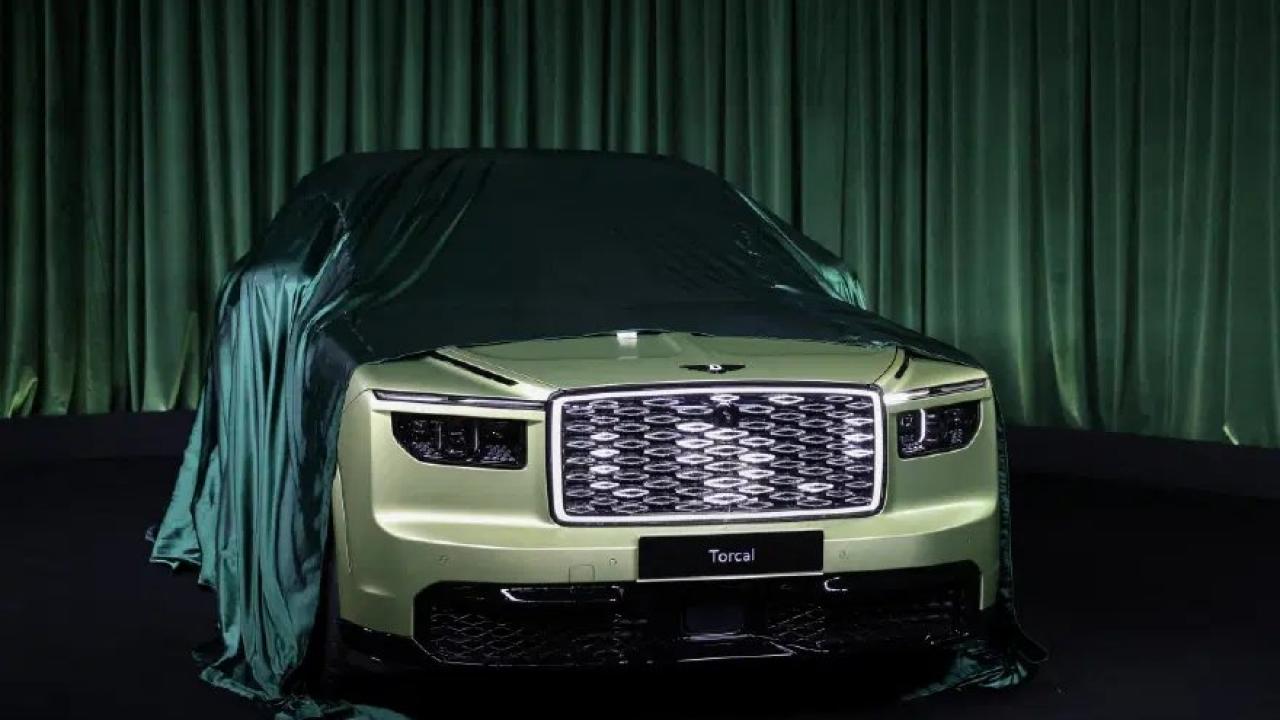 Bentley ilk elektrikli SUV modeli Torcal'ı 11,2 milyon TL'ye tanıttı