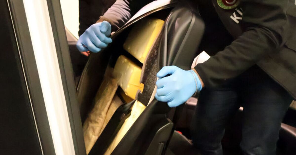 Kapıkule'de TIR'da 50 kilo 506 gram uyuşturucu ele geçirildi