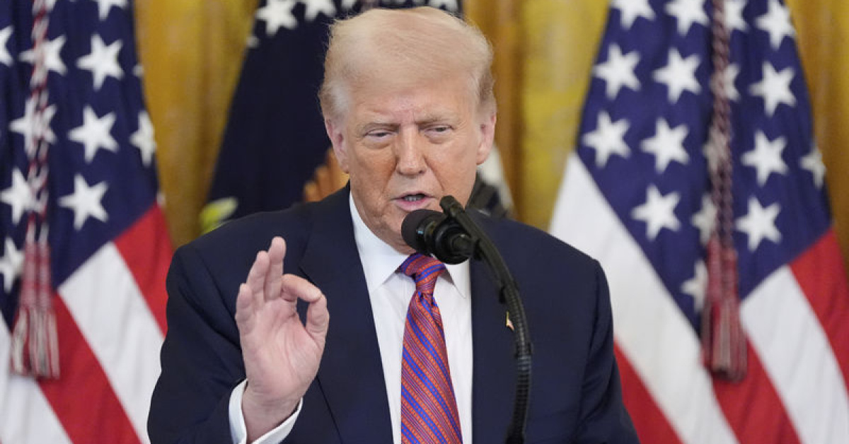 Trump'tan Zelenskiy'e savaş suçlaması