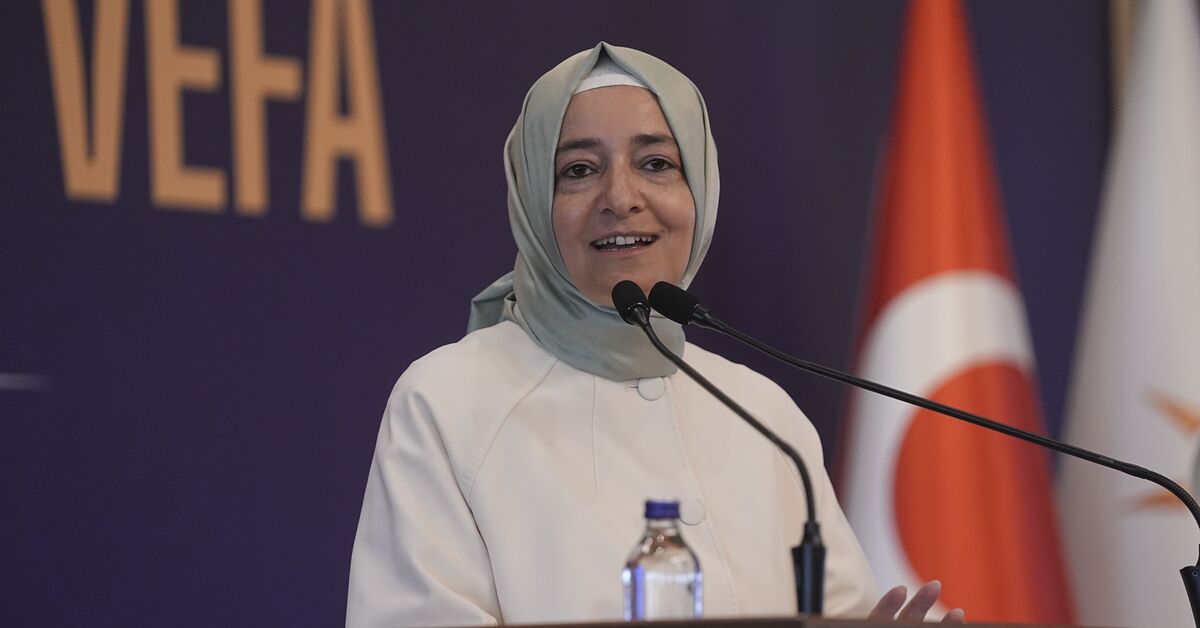 Fatma Betül Sayan Kaya ve eşi İlyas Kaya TMSF'ye ödeme yaptı