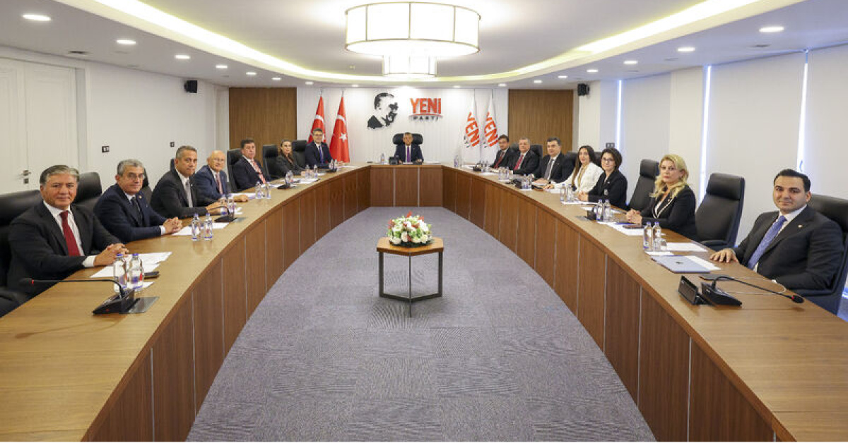 YENİ Parti, Anayasa Mahkemesi'ne isim savunmasını sundu