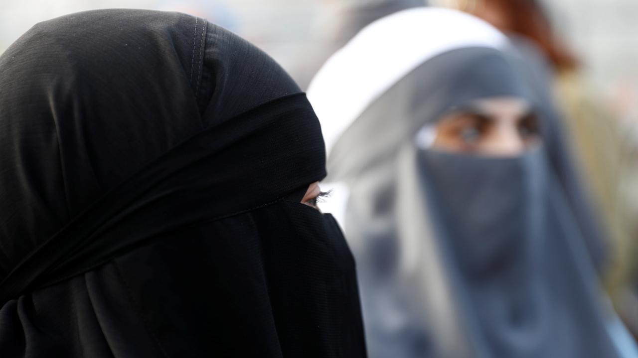İspanya'nın Lleida Kentinde Burka ve Nikap Yasağı Başladı
