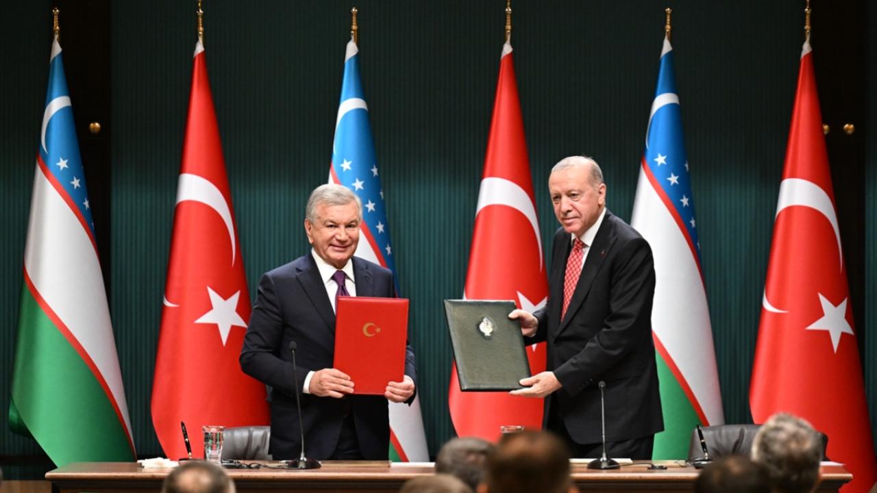 Türkiye ile Özbekistan arasında 5 yeni anlaşma imzalandı