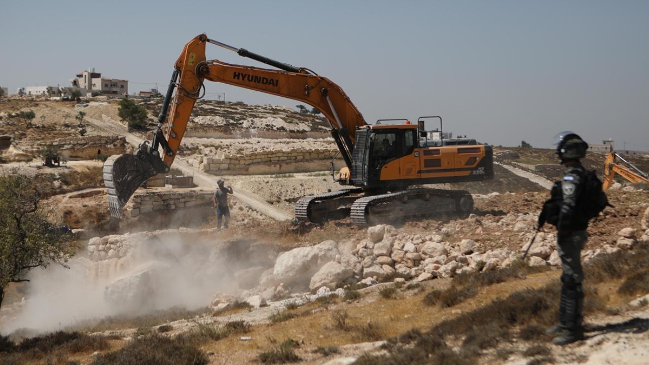 İsrail Negev Çölü bölgesinde 80 evi yıktı, 400 kişi evsiz kaldı