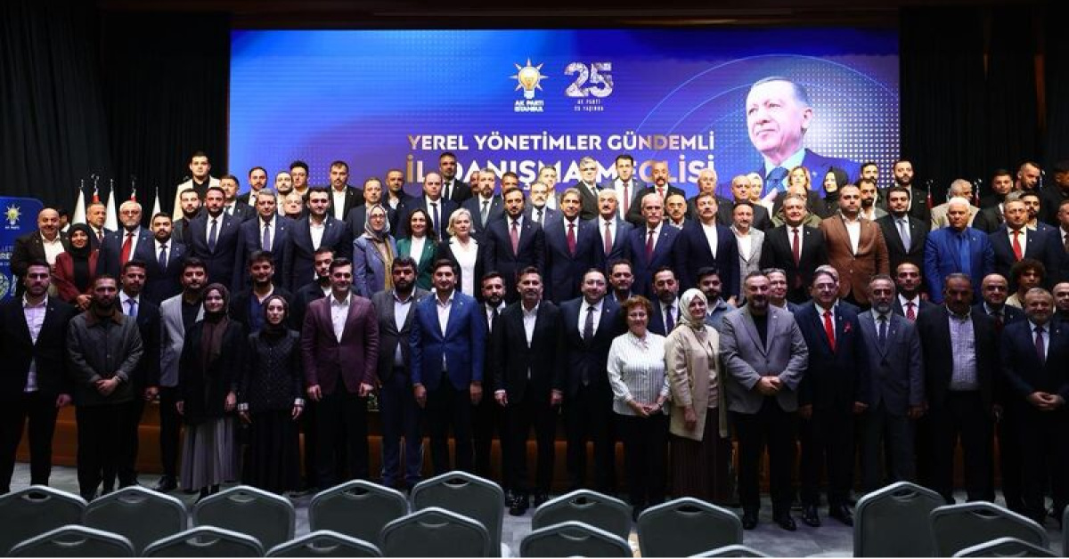 136 kişi hangi partiden AK Parti'ye katıldı? İstanbul'da dev katılım