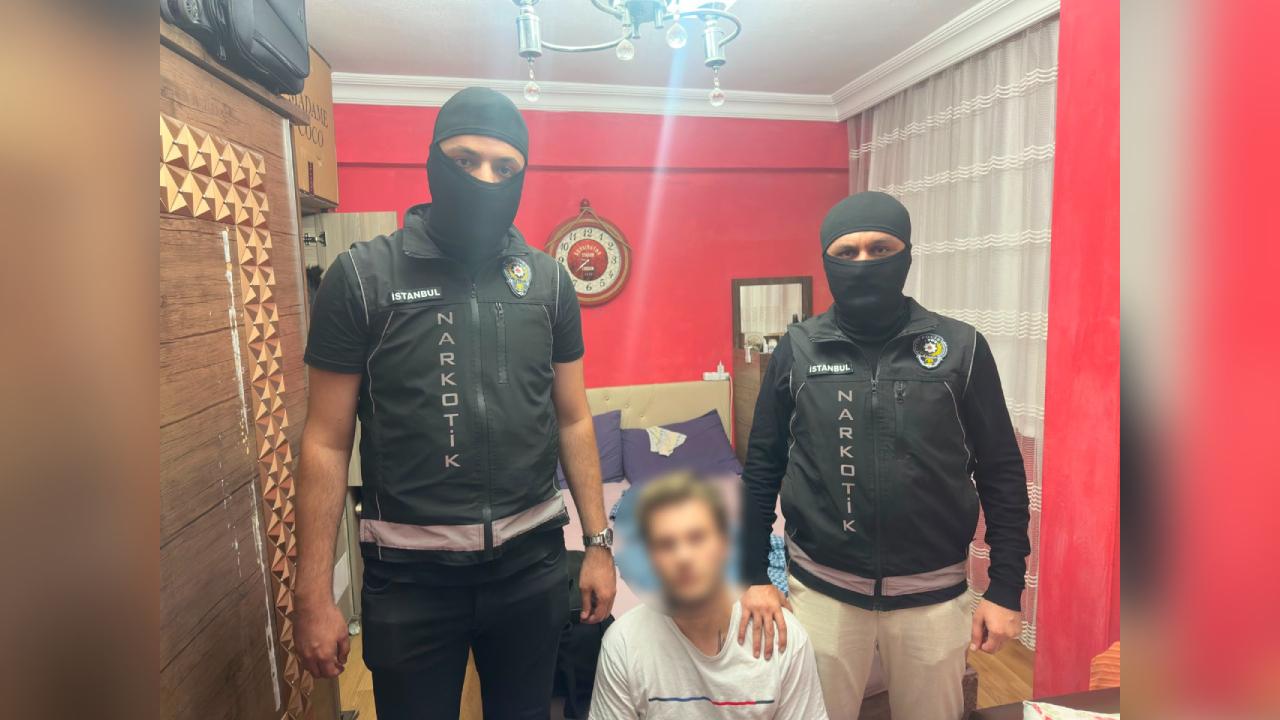 Kırmızı bültenle aranan uyuşturucu şüphelisi İstanbul'da yakalandı