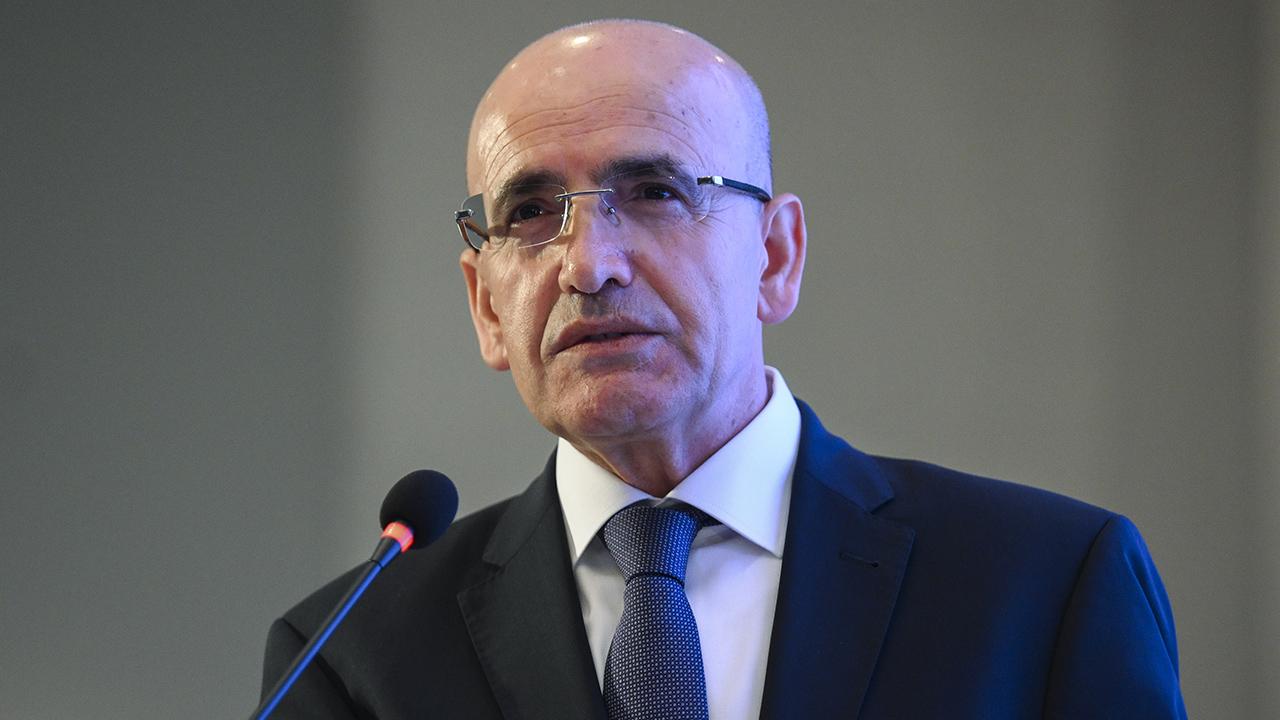 Hazine ve Maliye Bakanı Mehmet Şimşek'ten istifa iddiası yalanlaması