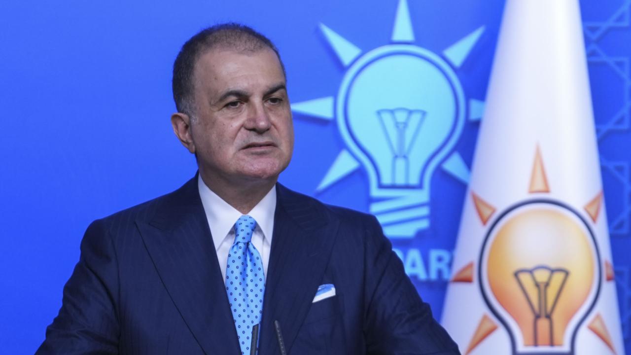Ömer Çelik'ten Özgür Özel'e: Siyasi başarısızlıklar yargı ile örtülemez
