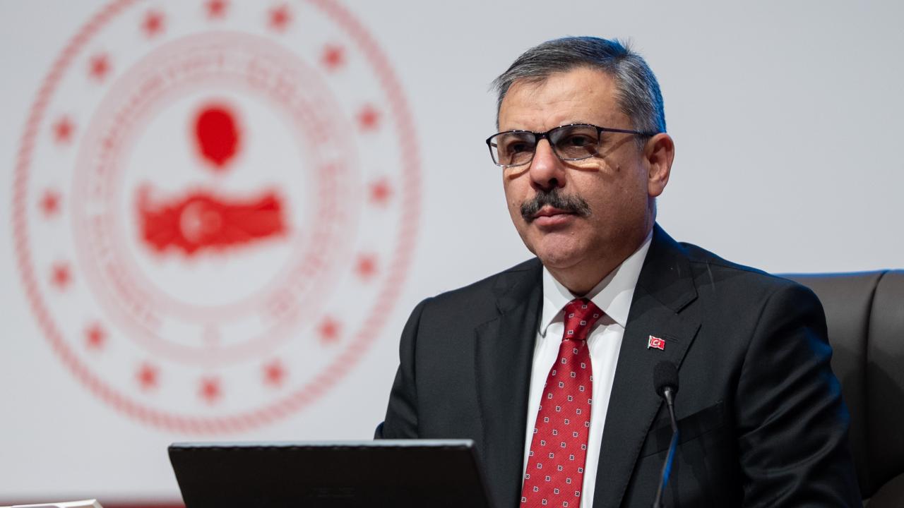 Bakan Mustafa Çiftçi Brüksel'de Türk vatandaşlarıyla buluştu
