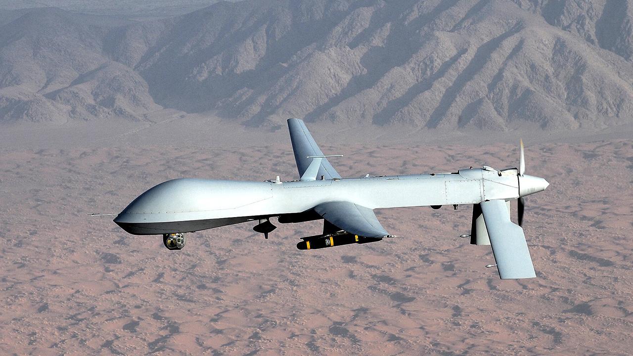 İran Devrim Muhafızları Hürmüz Boğazı'nda ABD yapımı MQ-1 İHA düşürdü