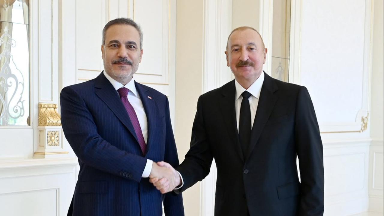 Hakan Fidan Bakü'de Azerbaycan Cumhurbaşkanı Aliyev ile Görüştü