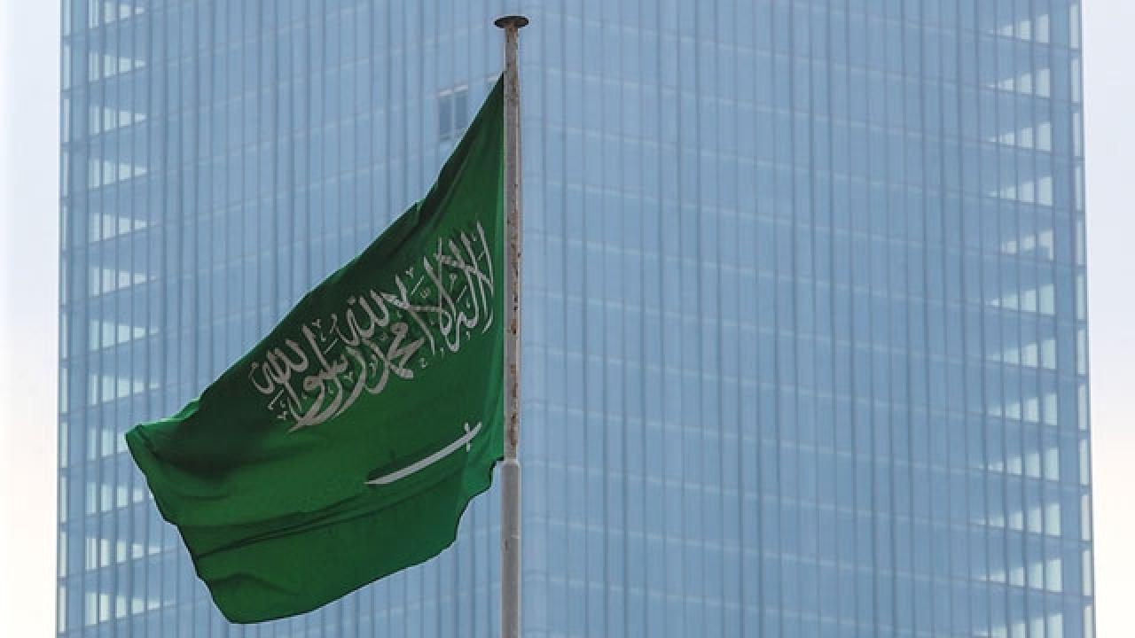 Suudi Arabistan'da 11 İHA ve balistik füze önlendi