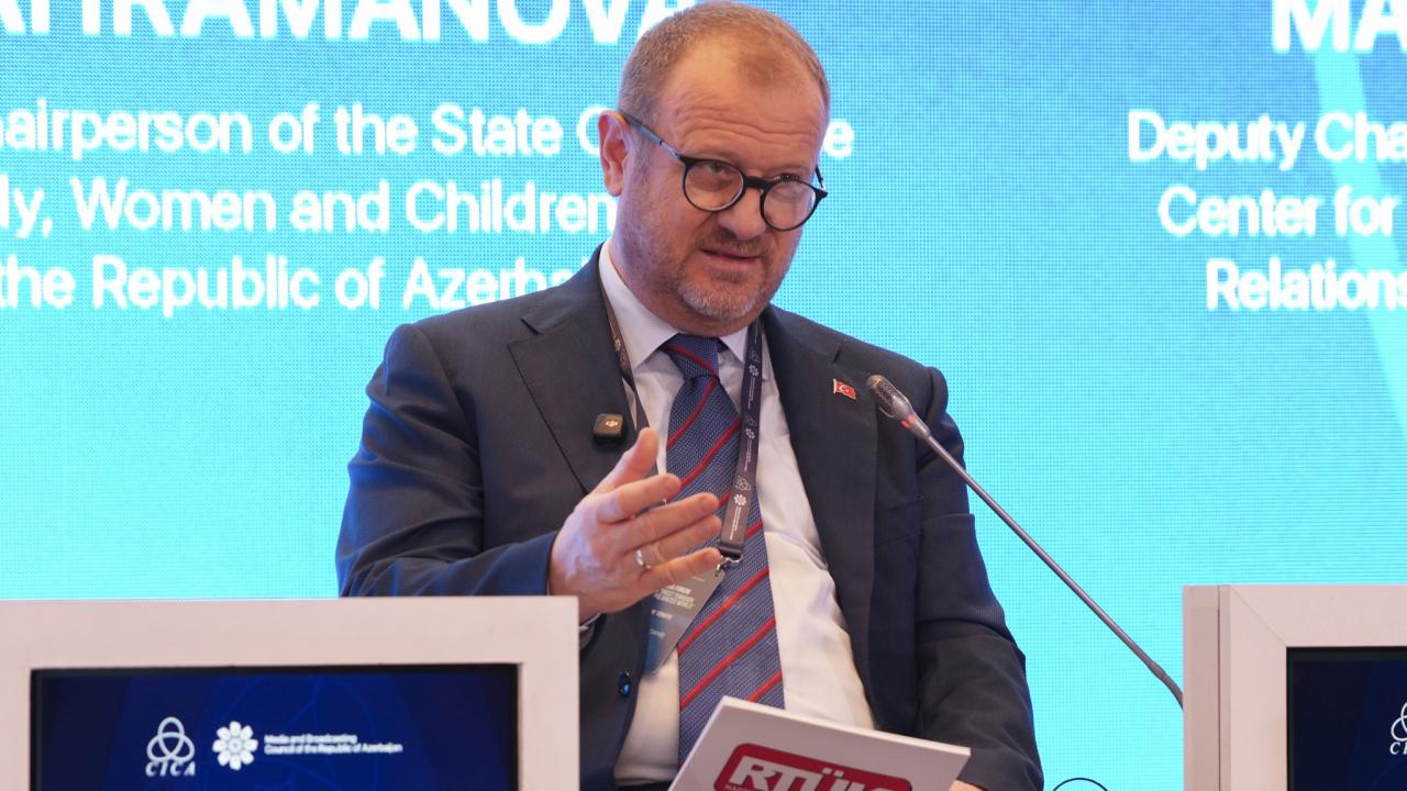 RTÜK Başkanı Daniş Bakü'de: Türkiye dijital tehditlere hazır