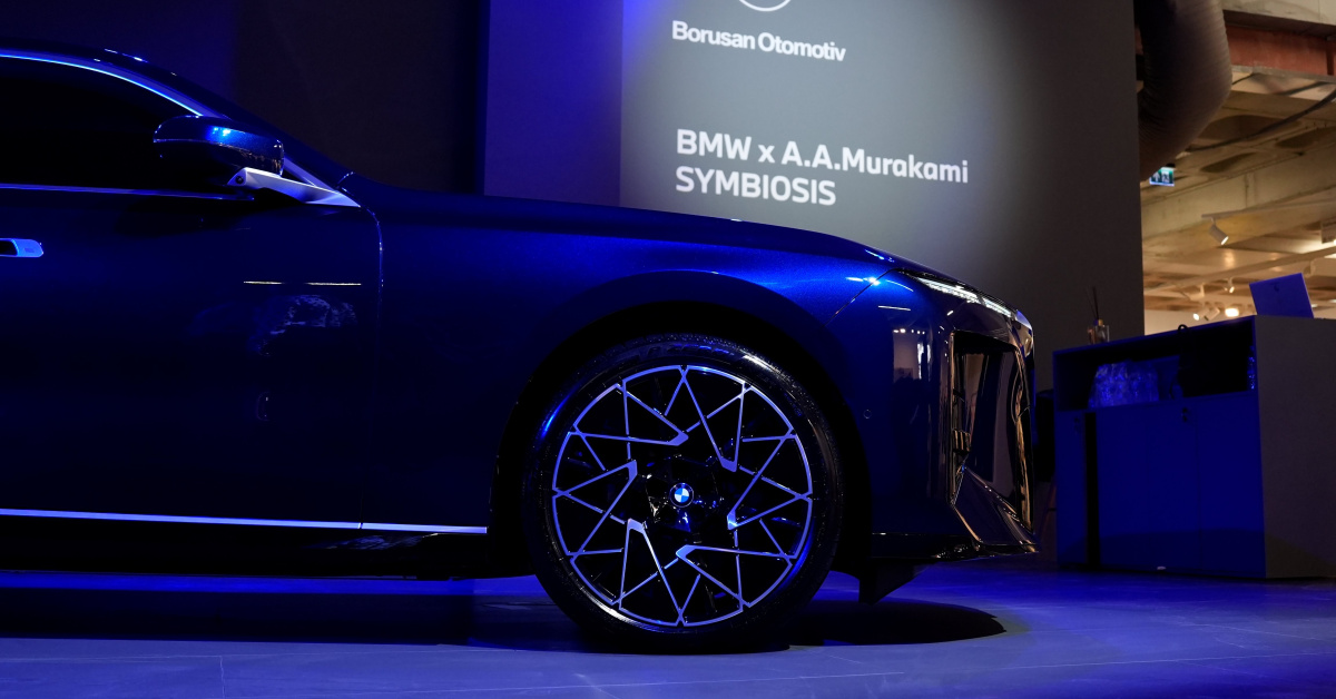 Yeni BMW 7 Serisi Contemporary Istanbul'da Sergileniyor