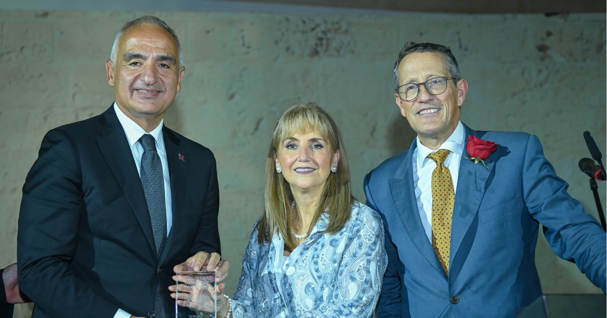 Kültür ve Turizm Bakanı Mehmet Nuri Ersoy'a WTTC'den Üstün Liderlik Ödülü