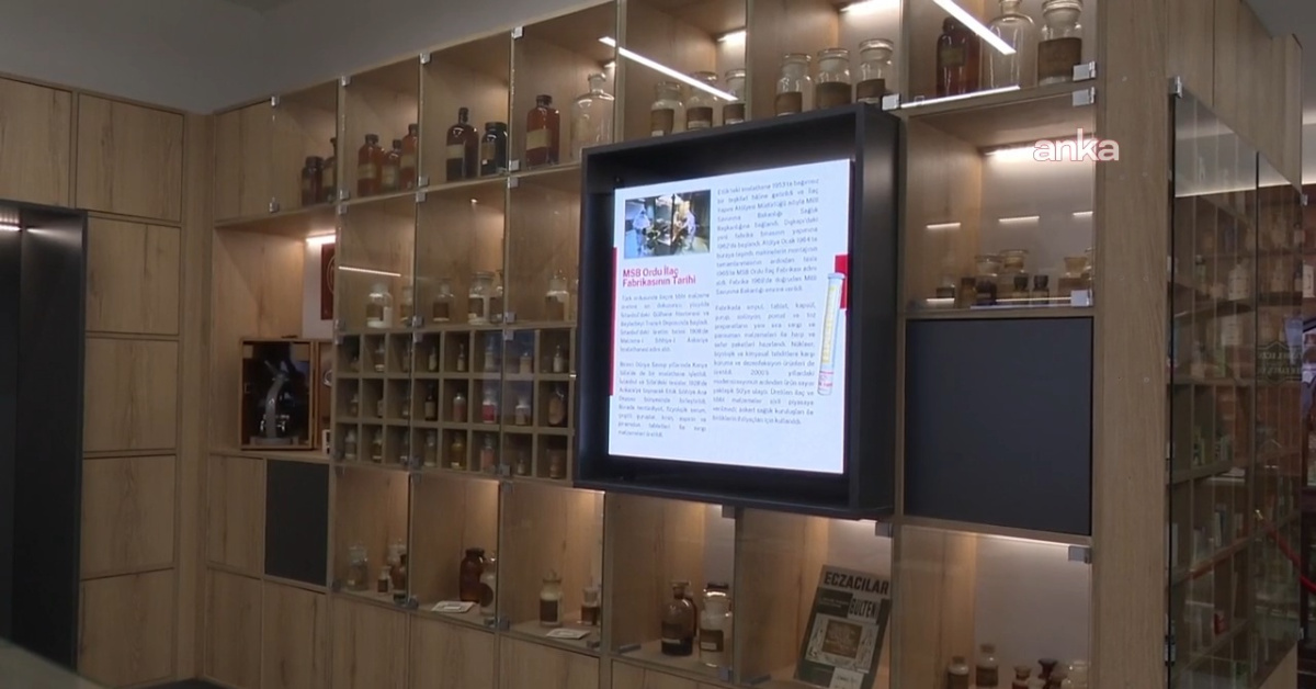 Ankara Eczacılık Tarihi Sergi Evi Ulus İş Hanı'nda açılıyor