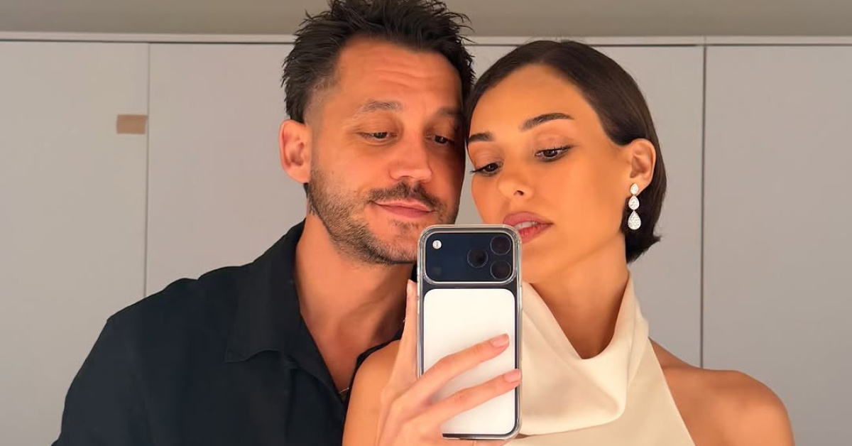 Dilan Çiçek Deniz ve Birkan Nasuhoğlu'ndan aşk pozu