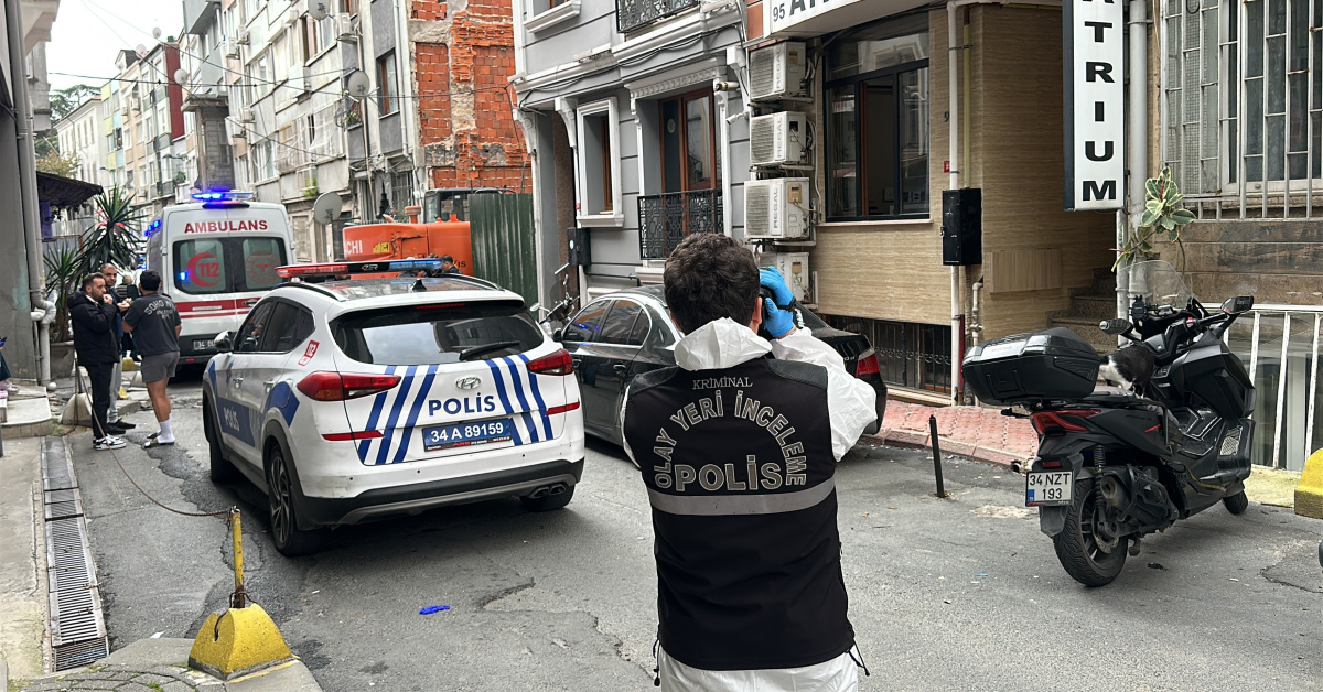 Şişli'de şüpheli ölüm: Çatıdan düşen Kazak kadın hayatını kaybetti
