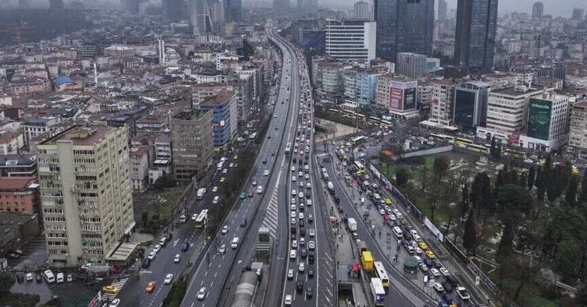 Karayollarında yol durumu: Yapım ve onarım çalışmaları sürüyor