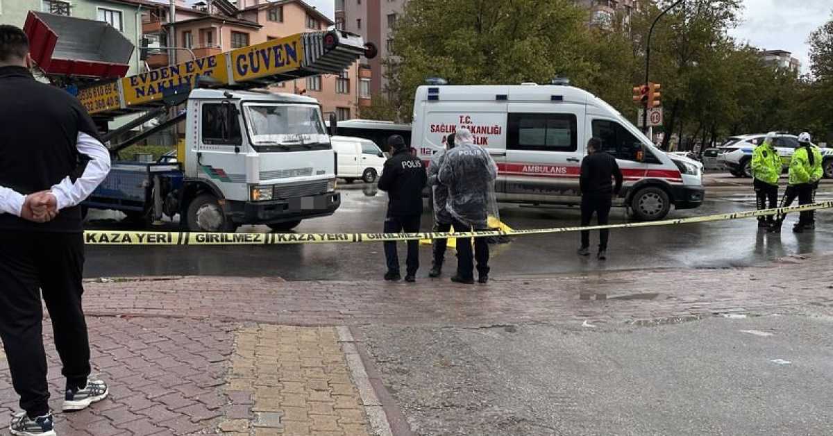 Konya Meram'da kamyonun çarptığı Ayşe Eroğlu hayatını kaybetti