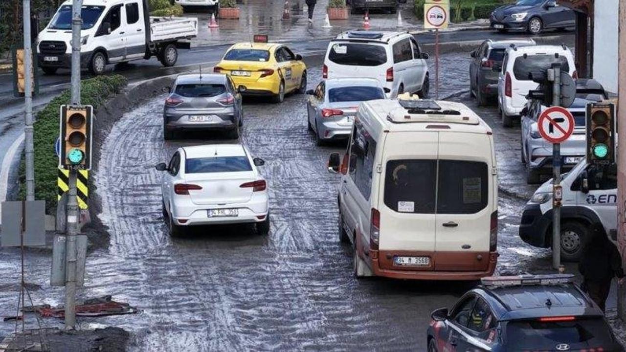 Eyüpsultan'da altyapı çalışmaları trafiği ve yaşamı felç etti