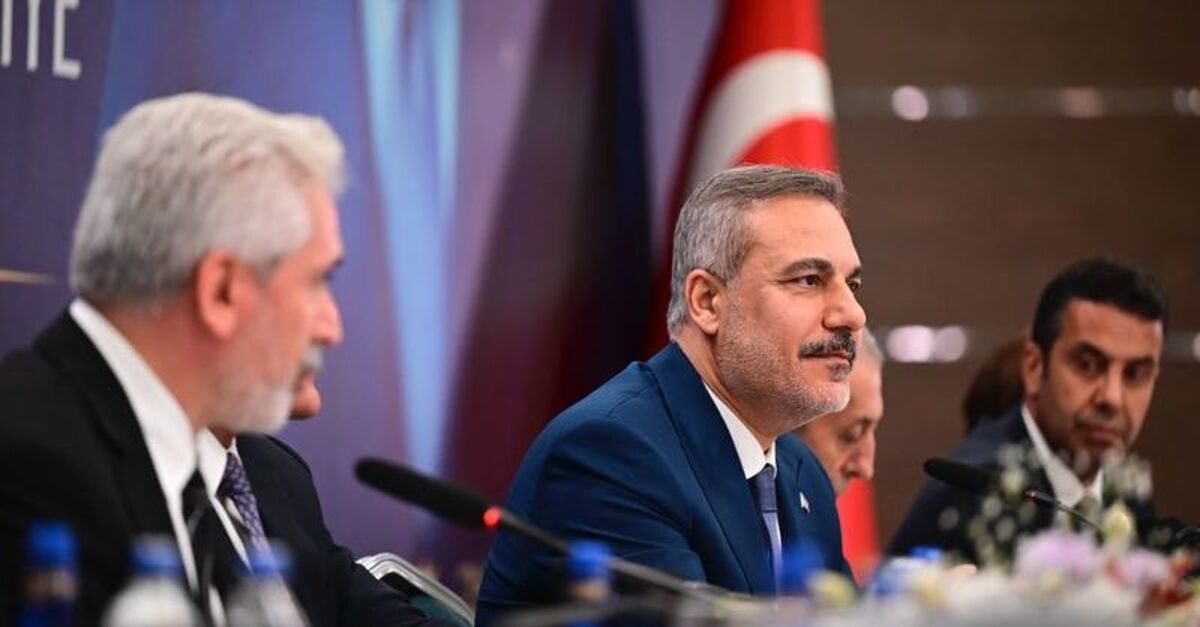 Dışişleri Bakanı Fidan Suriye'yi ziyaret ediyor: SDG'nin feshi ele alınacak