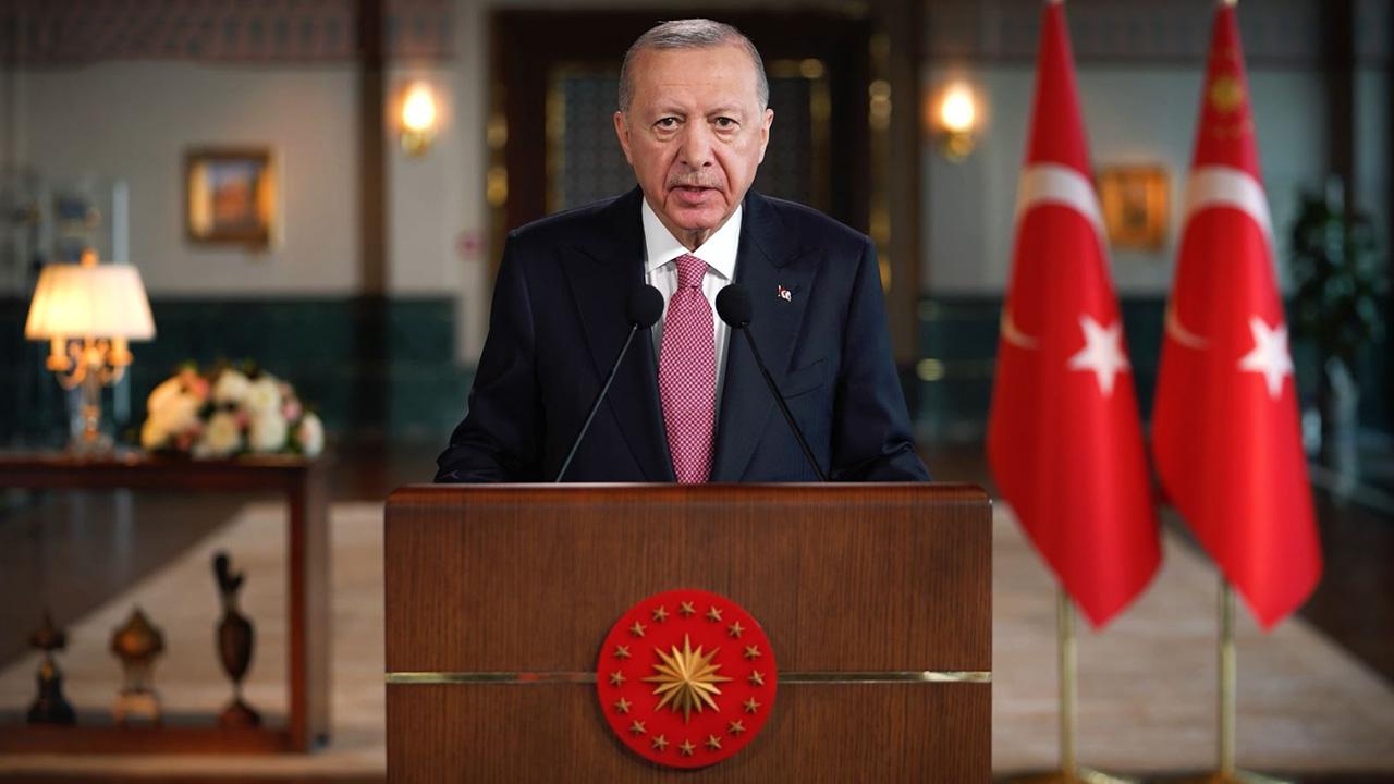 Cumhurbaşkanı Erdoğan'dan Preveze Deniz Zaferi ve Deniz Kuvvetleri Günü Mesajı