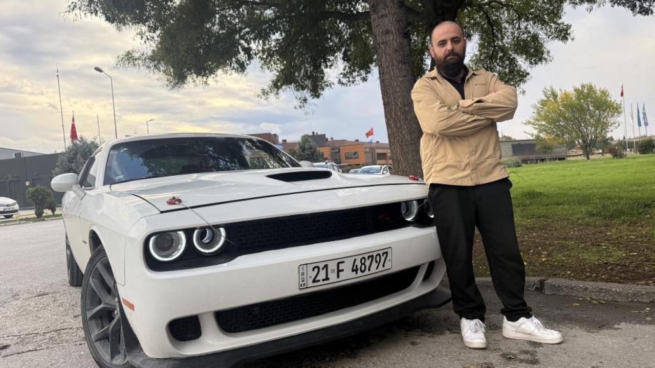Eskişehirli asgari ücretli inşaat işçisinin lüks aracı