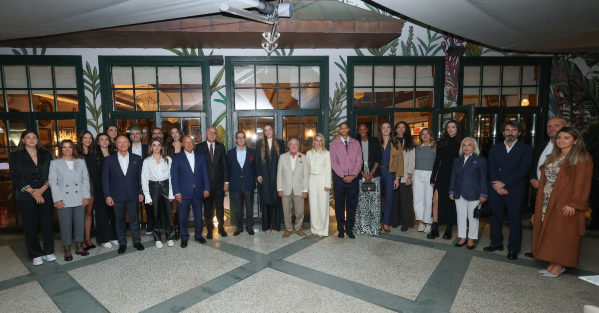 Koç Topluluğu'ndan A Milli Kadın Voleybol Takımı'na 1 milyon Euro destek