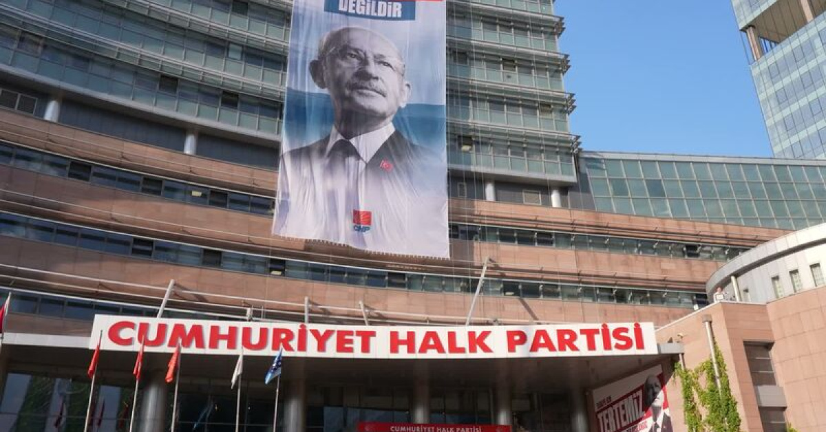 CHP'den Yeni Parti milletvekillerine 57 bin TL aidat ihtarı