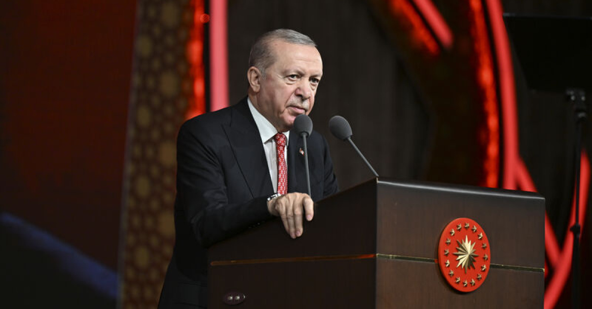 Cumhurbaşkanı Erdoğan'dan Esenyurt'ta şehit olan polis Topatan'ın ailesine taziye