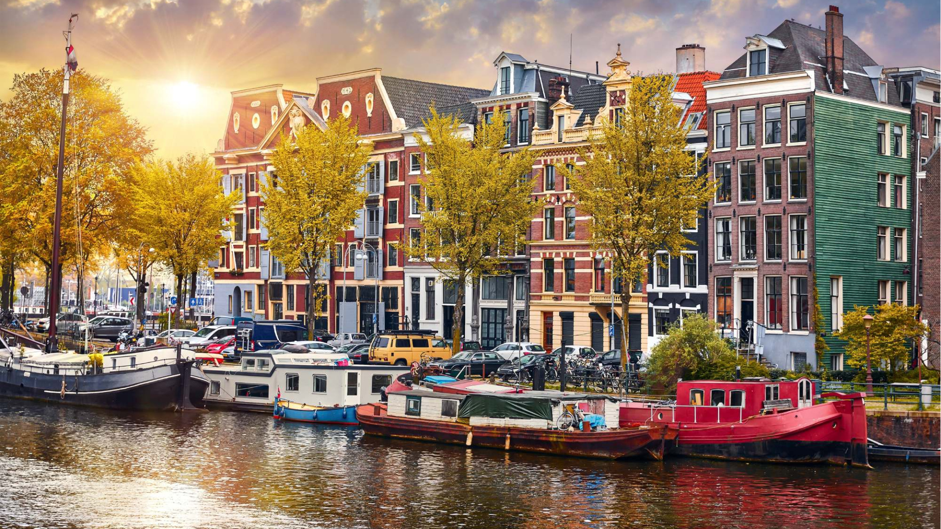Amsterdam'da gezilecek yerler ve lokal yaşam rehberi