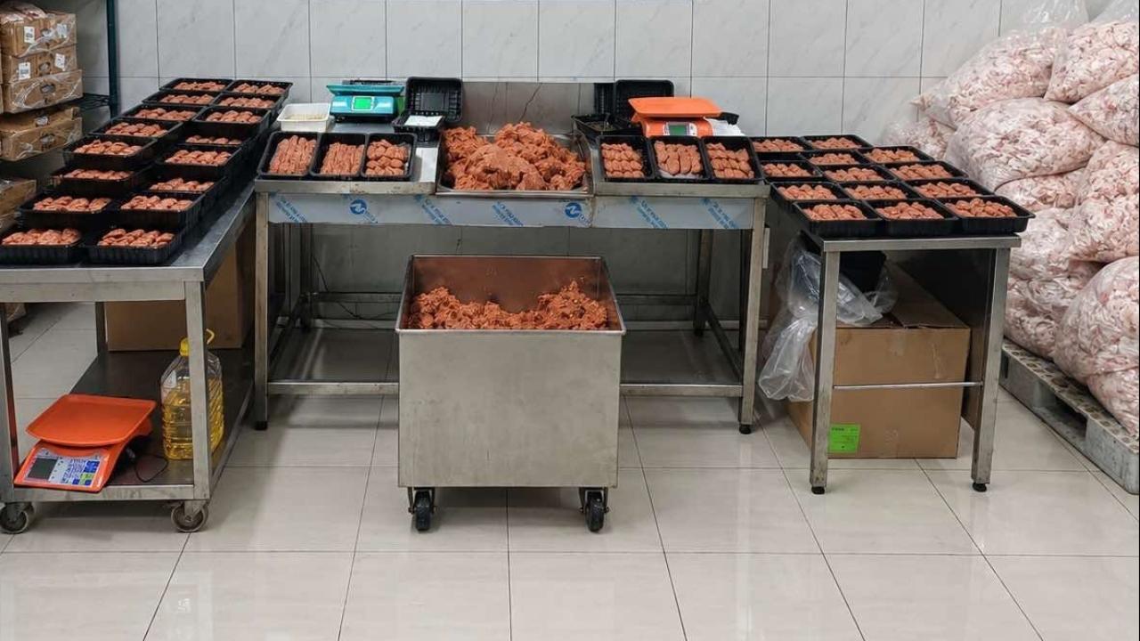 Ankara'da 1333 kilogram sahte et ürünü ele geçirildi