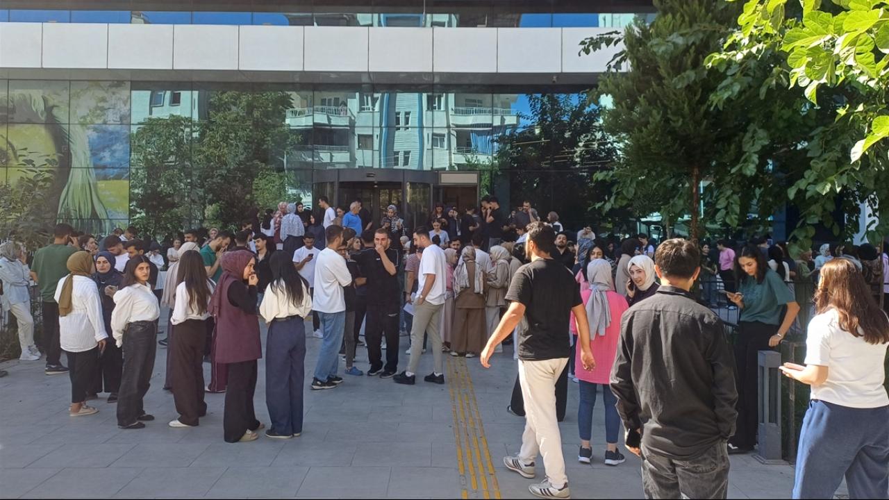 Şanlıurfa depremi için bölgedeki illere 10 milyon lira aktarıldı