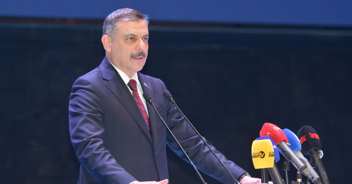 Bakan Çiftçi: Afetin izlerini silmek için çalışıyoruz