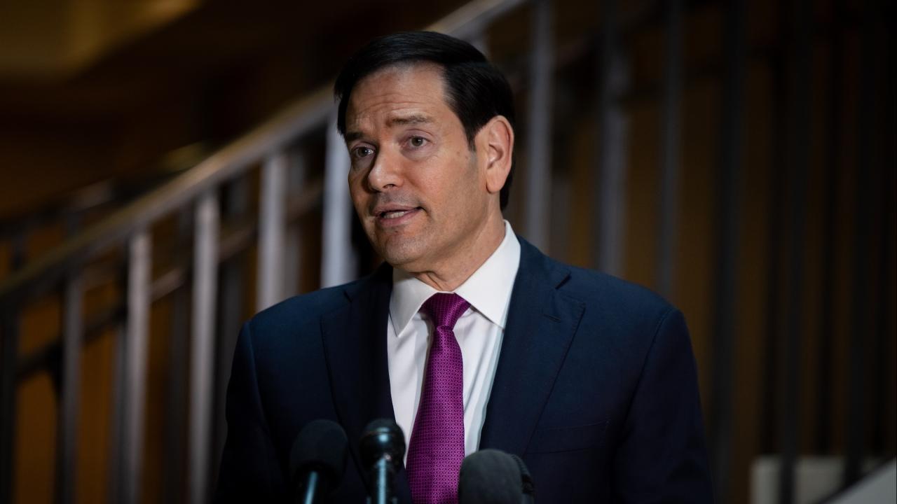 Rubio: Trump, Pezeşkiyan ile görüşmeye açık