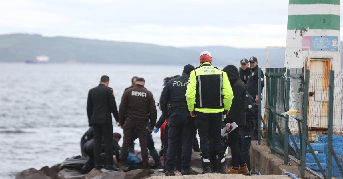 Çanakkale Kordon Boyu'nda deniz kıyısında cansız beden bulundu