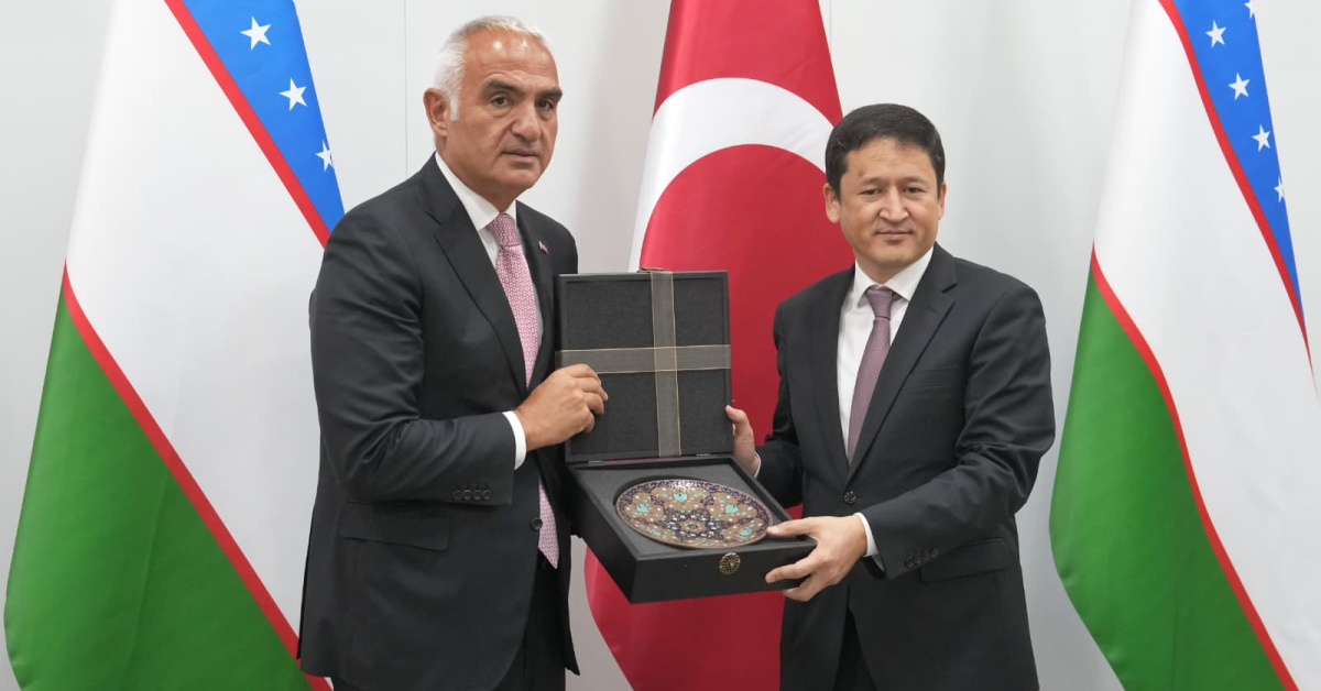 Bakan Ersoy: Özbekistan'da 25 eserin çevirisine destek verdik