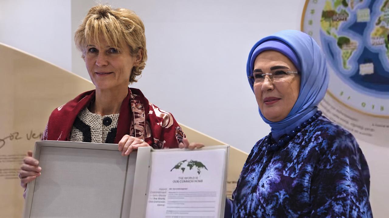 Emine Erdoğan ve Diana Fox Carney Sıfır Atık Vakfı'nı ziyaret etti