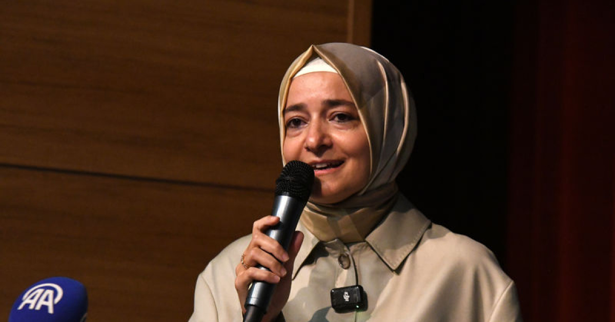 Eyyüp Kadir İnan: Fatma Betül Sayan Kaya parti üyesi değil