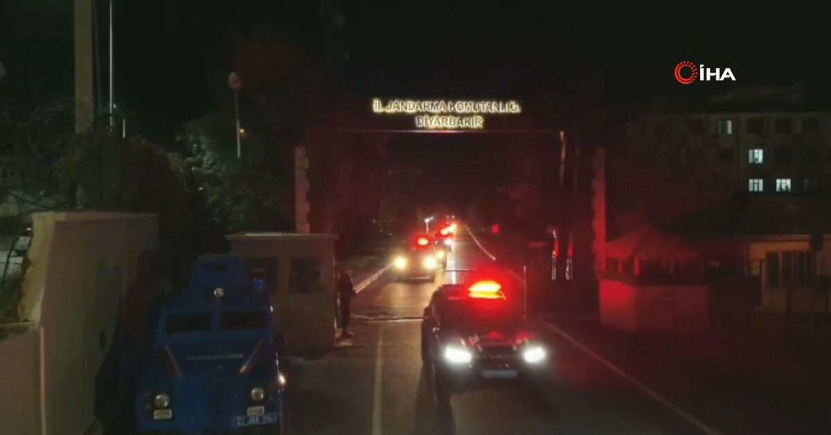 Diyarbakır'da 48 bin 579 kök kenevir ve skunk imha edildi