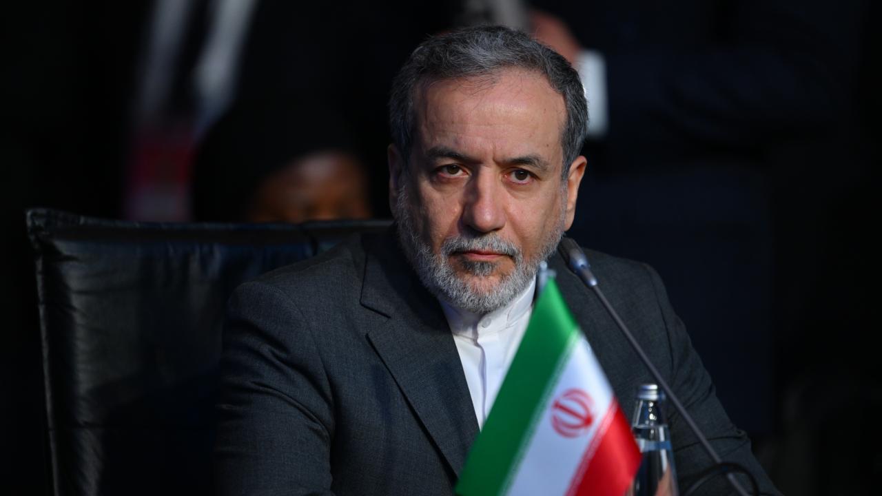 İran Dışişleri Bakanı Arakçi ABD'de arabulucularla görüşecek