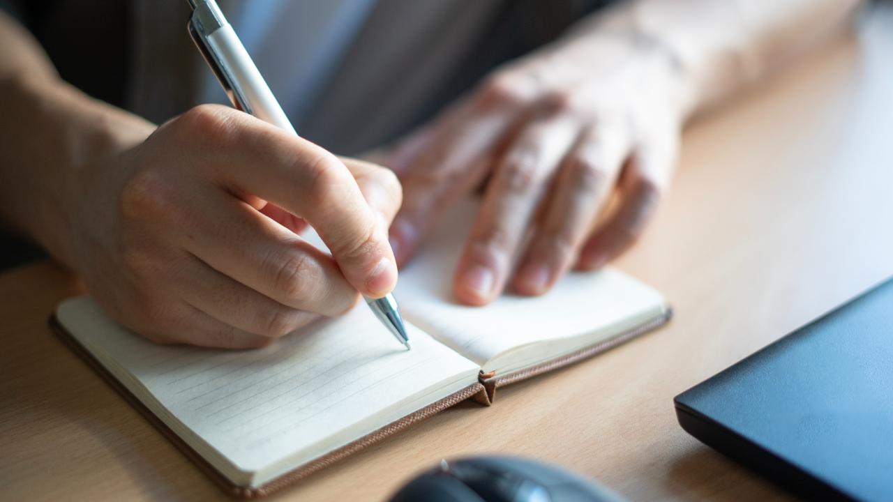 yapay zeka dedektörleri edebiyat dünyasını karıştırdı
