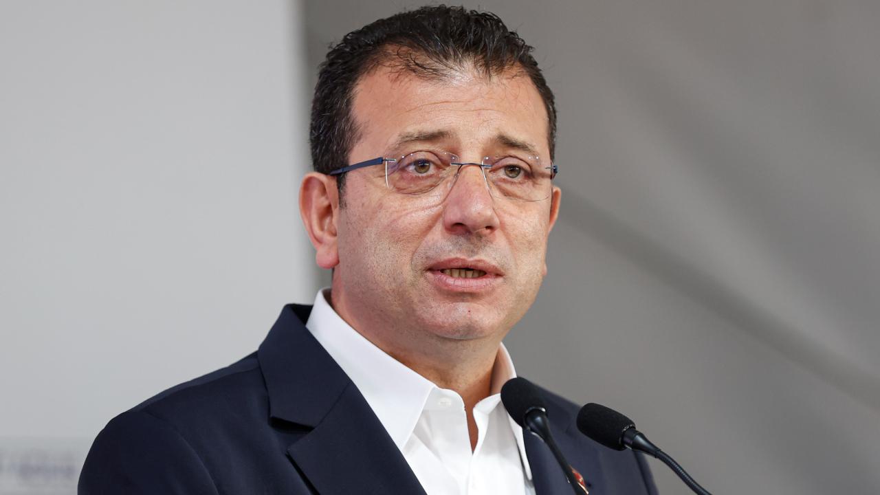Ekrem İmamoğlu'na Hakaret Davasında Hapis ve Siyasi Yasak Kararı