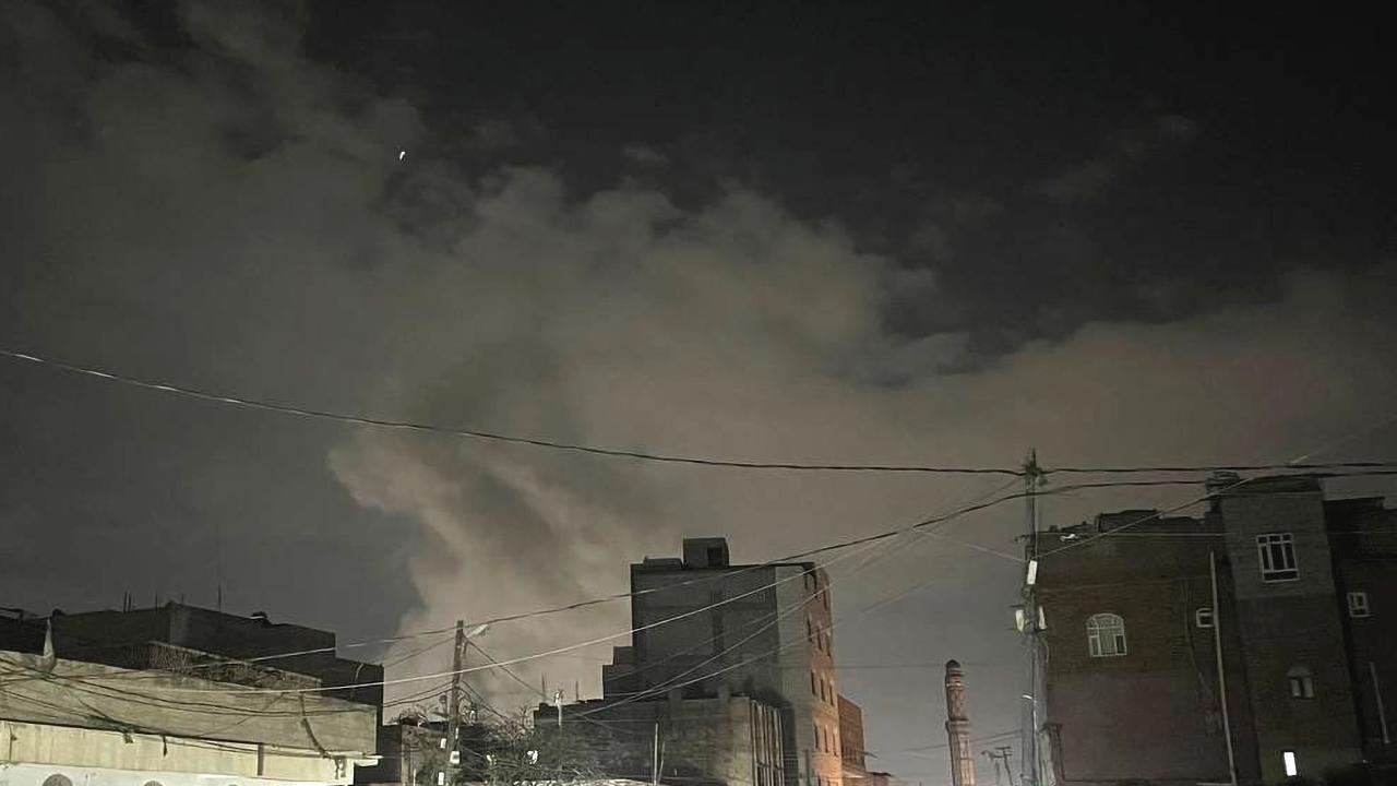 Yemen ordusu Taiz hava saldırılarıyla Husileri vurdu