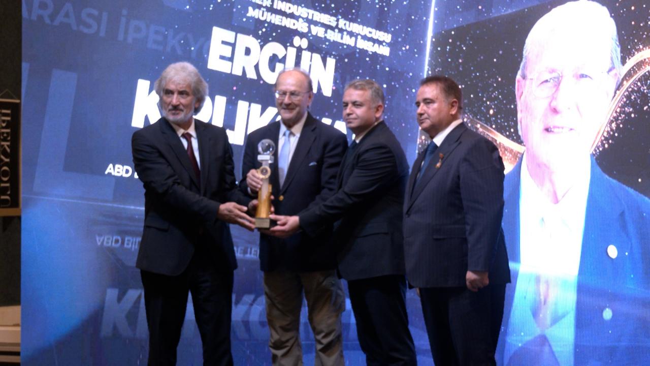 23. Uluslararası İpek Yolu Yılın Altın Adamları Ödülleri Sahiplerini Buldu