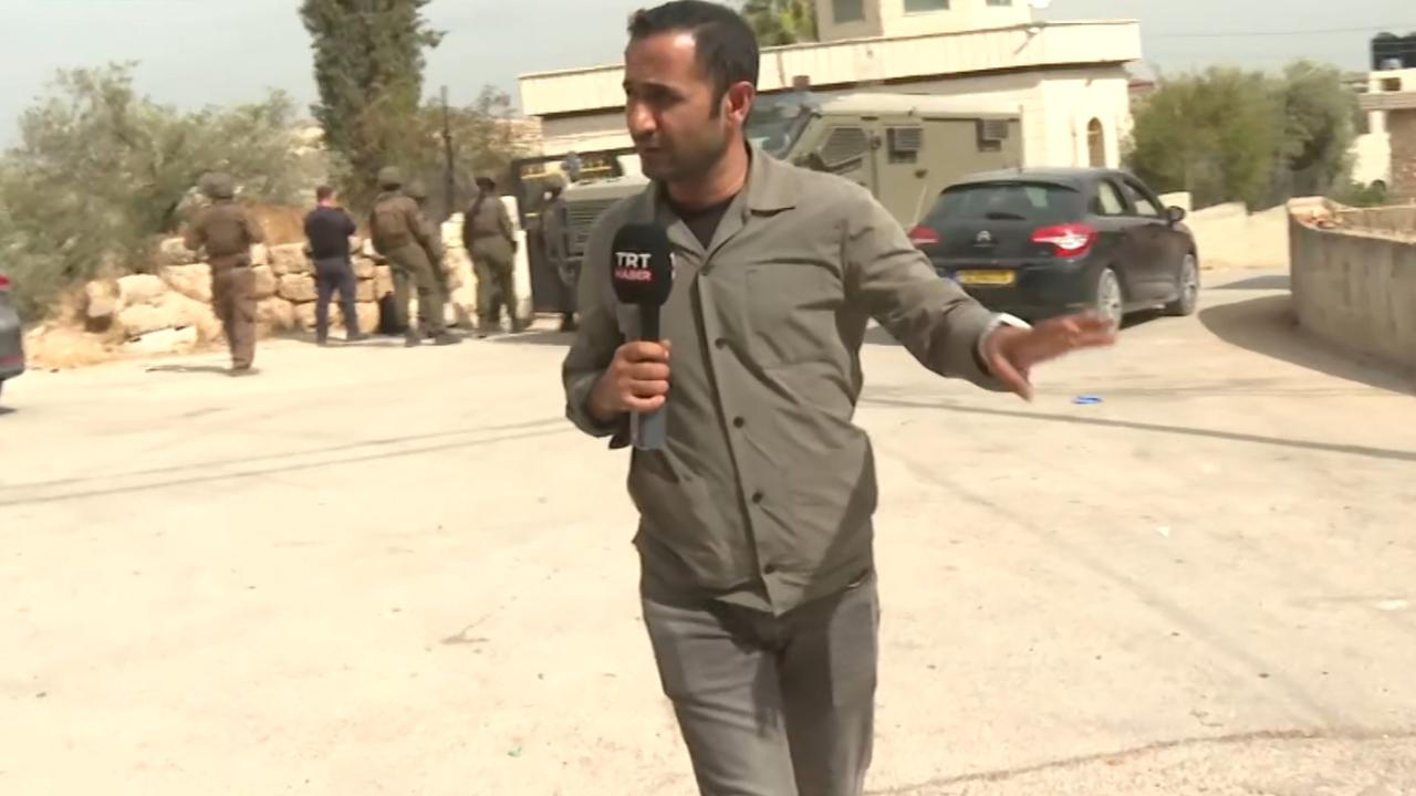 Batı Şeria'da cami saldırısını haberleştiren TRT ekibine müdahale
